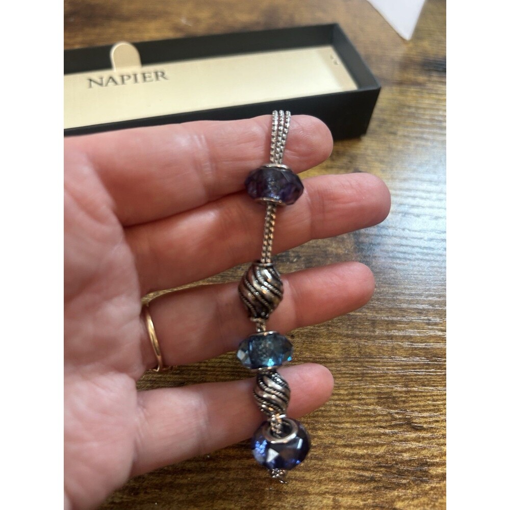 Napier Silver Tone Bracelet Blue Bobbles 7.5” New Without Tags Chic Style - Picture 6 of 8